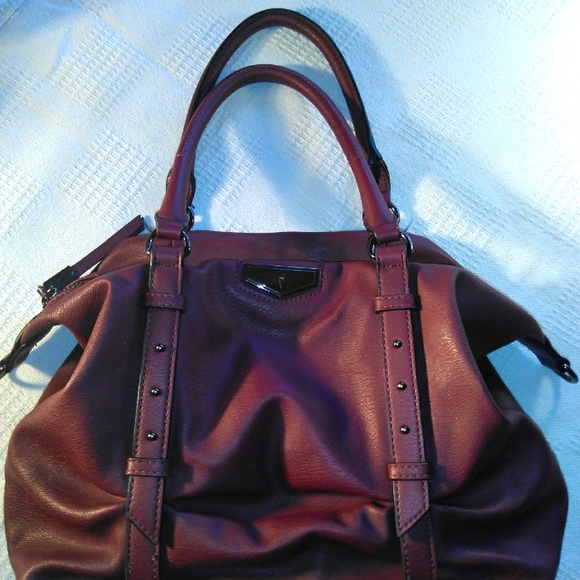 Simply Vera Vera Wang Handbags - Simply Vera Burgundy Shoulder Bag